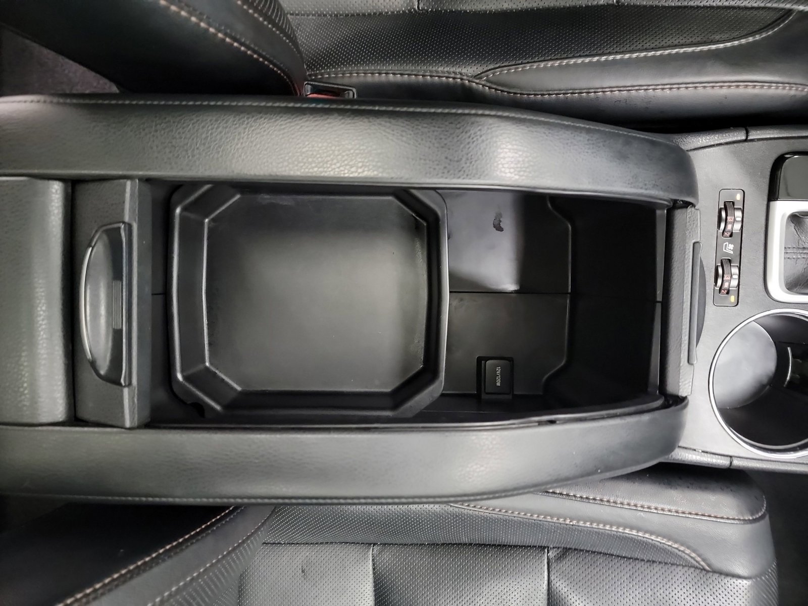 Used 2018 Toyota Highlander Limited image 29