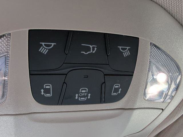 Certified 2023 Chrysler Pacifica Limited FWD image 25