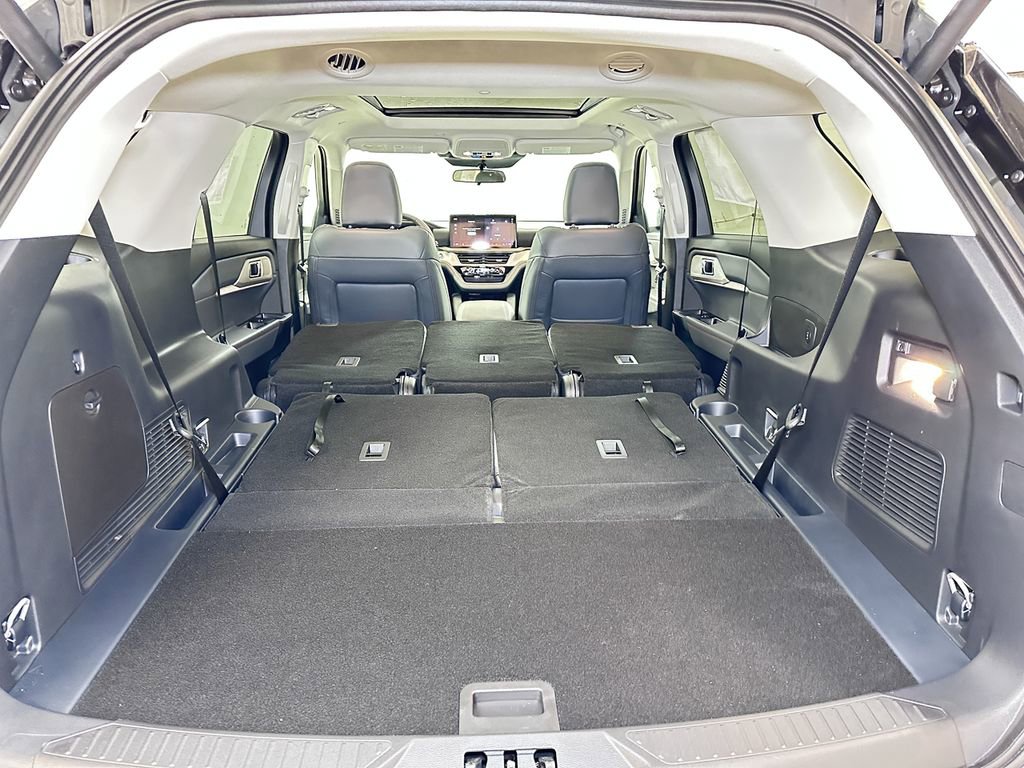 New 2026 Ford Explorer Active w/ Active Comfort Package image 19