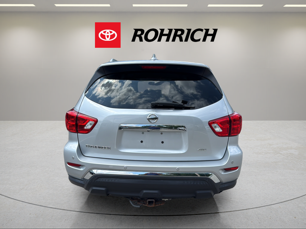 Used 2019 Nissan Pathfinder S AWD/4WD image 7