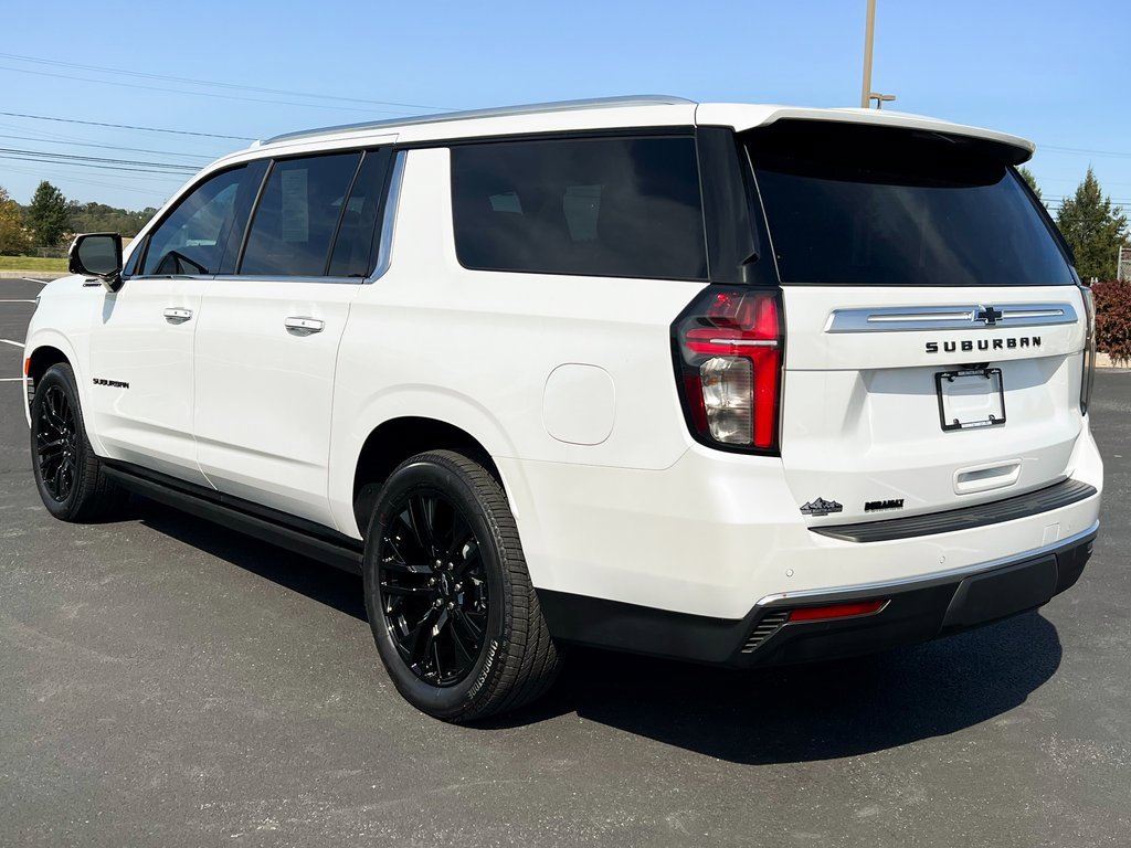 Used 2024 Chevrolet Suburban High Country image 16