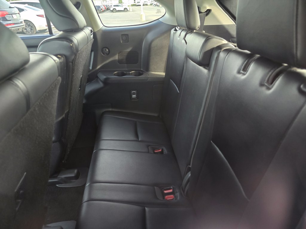Used 2021 Toyota Highlander XLE FWD image 24