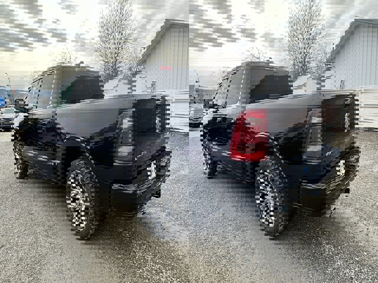 Used 2022 RAM 1500 Limited w/ Body-Colour Bumper Group image 58