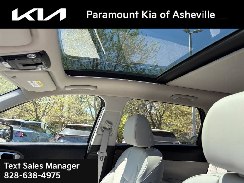 Certified 2022 Kia Sorento X-Line EX image 13