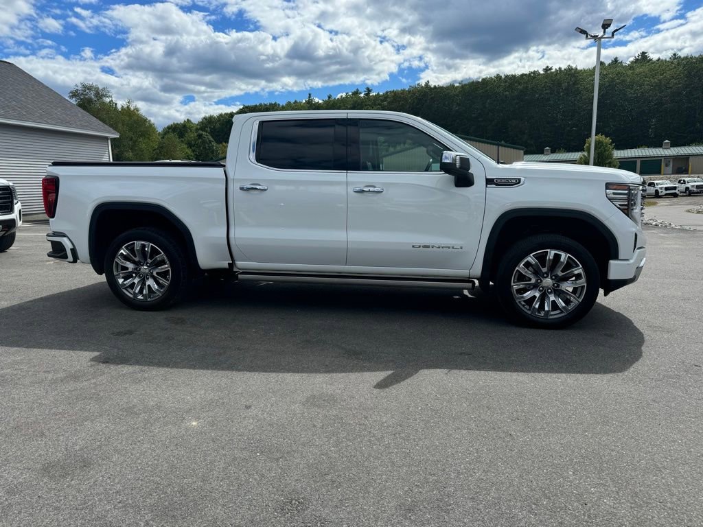 Used 2022 GMC Sierra 1500 Denali w/ Denali Reserve Package image 6