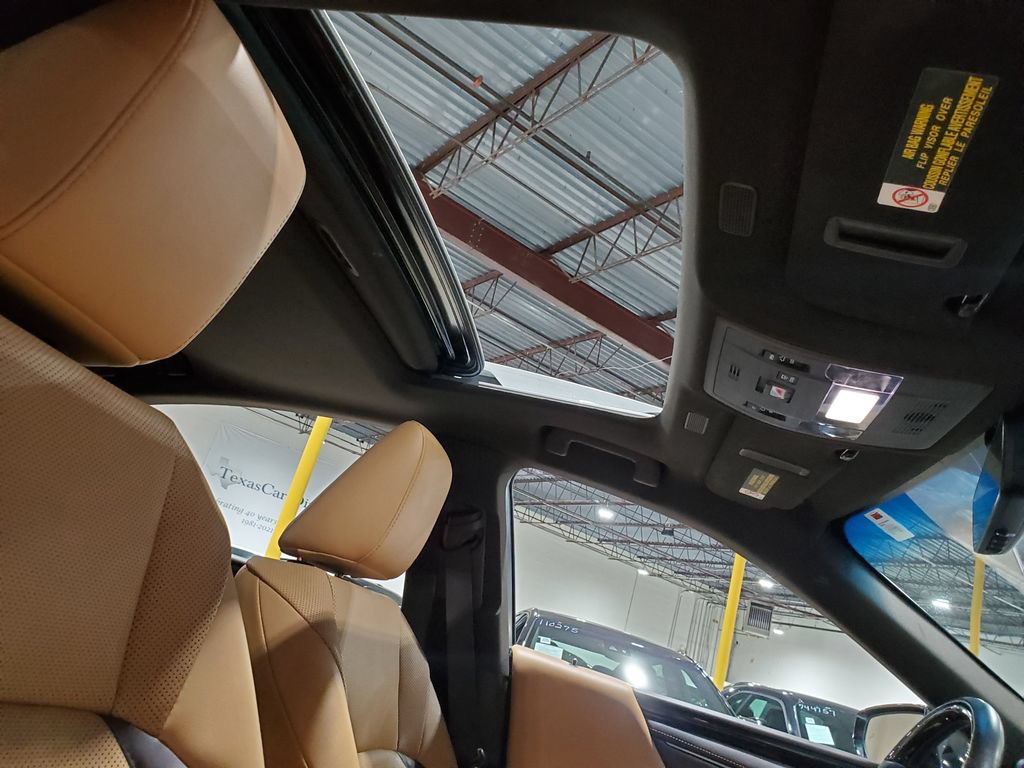 Used 2021 Lexus ES 300h w/ Premium Package FWD image 16