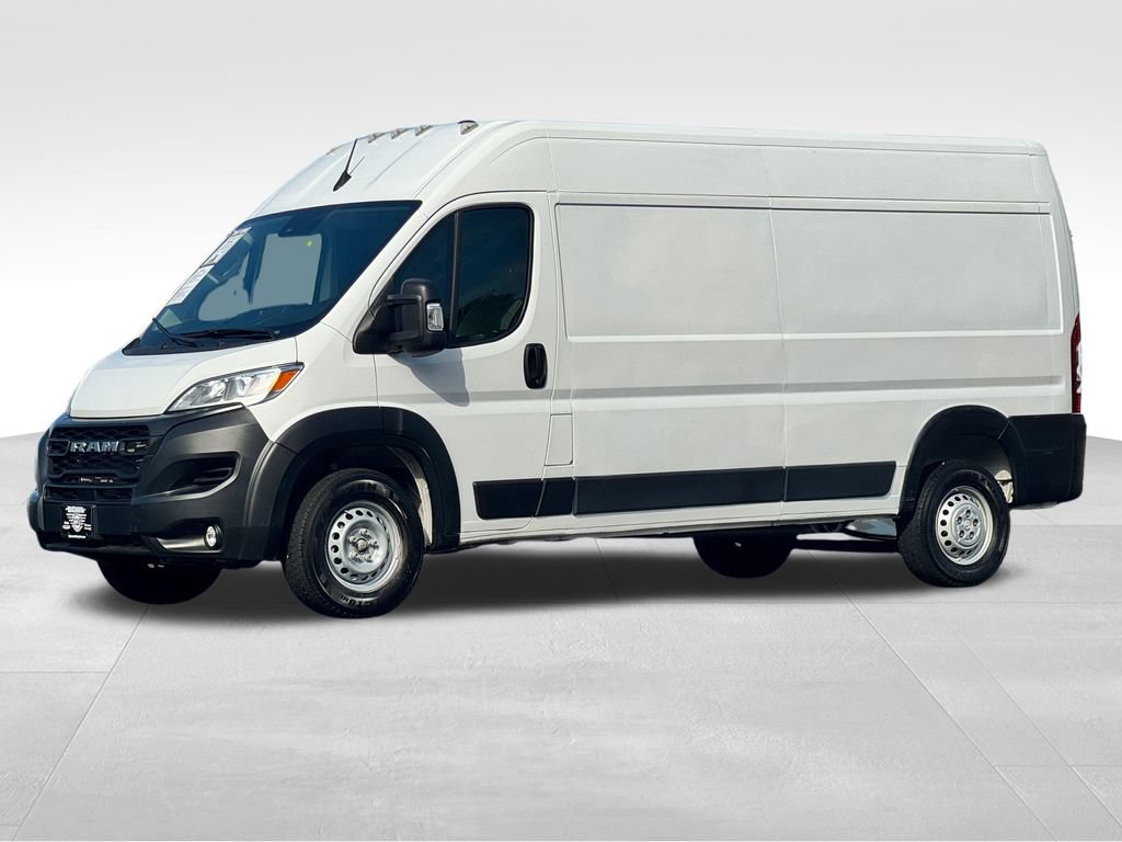 Used 2024 RAM ProMaster 2500 w/ Convenience Group FWD image 3