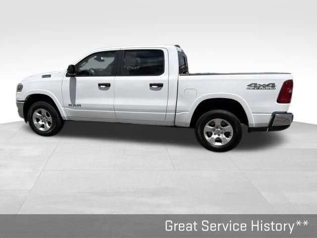 Used 2025 RAM 1500 Big Horn AWD/4WD image 9