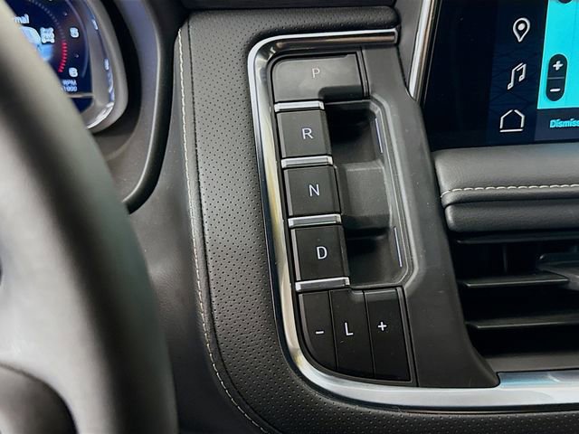 Used 2024 GMC Yukon XL SLT w/ SLT Luxury Package image 18