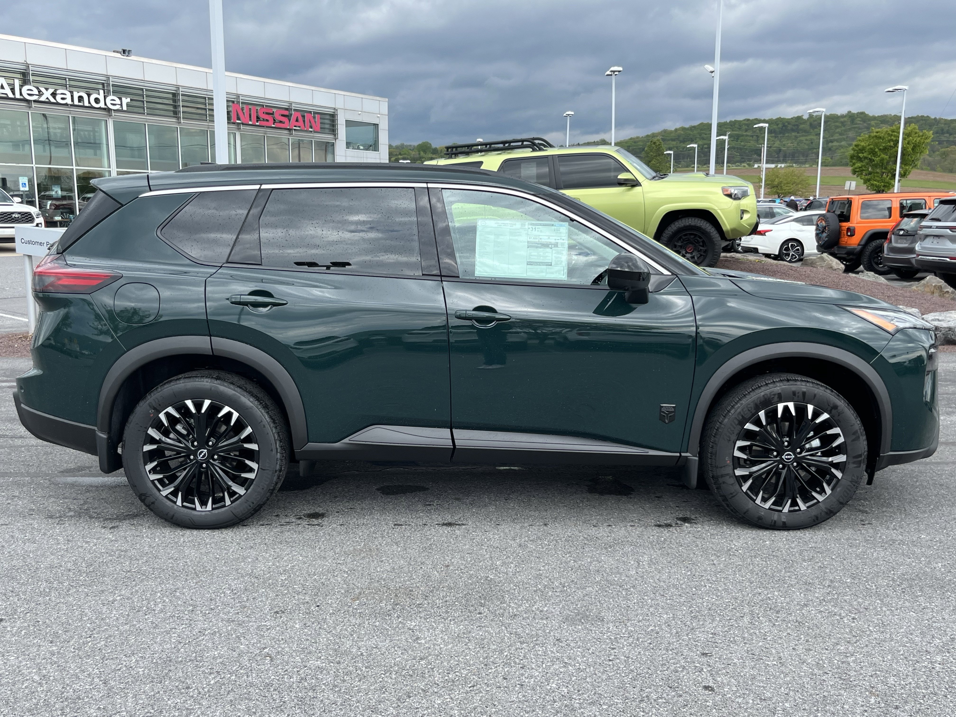 New 2026 Nissan Rogue SV AWD/4WD image 2
