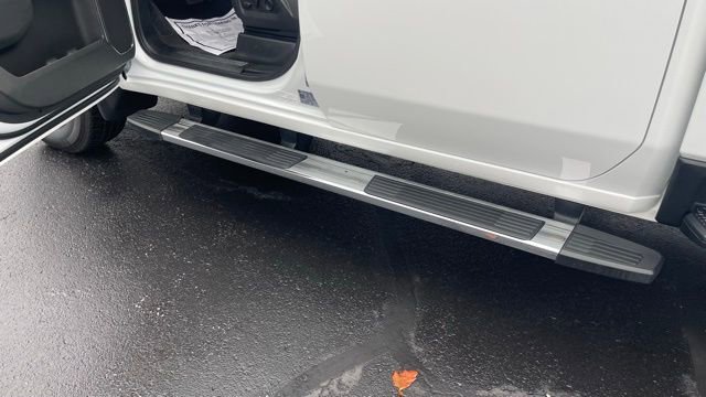 Used 2024 Chevrolet Silverado 3500 LT w/ Convenience Package image 12