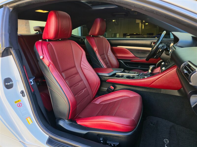 Used 2016 Lexus RC 200t RWD image 27