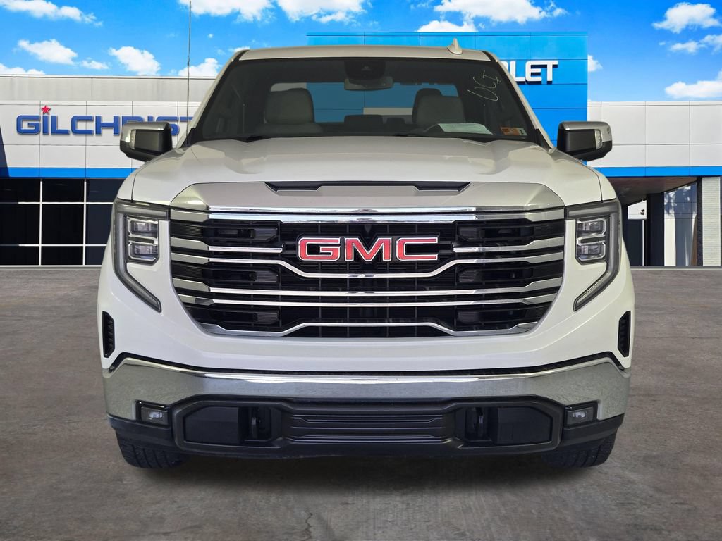 Used 2023 GMC Sierra 1500 SLT w/ SLT Premium Package AWD/4WD image 2