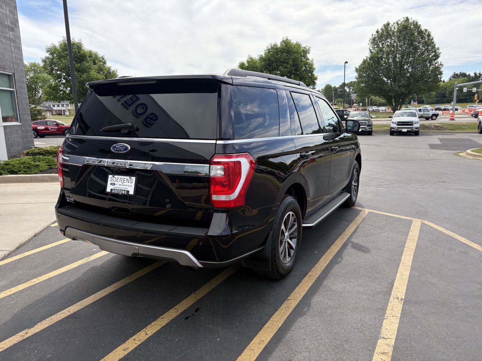 Certified 2021 Ford Expedition XLT AWD/4WD image 6