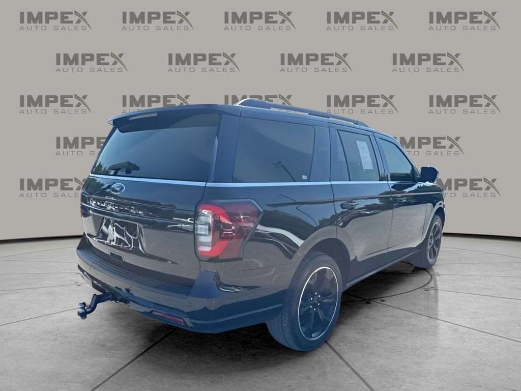 Used 2022 Ford Expedition Limited AWD/4WD image 5