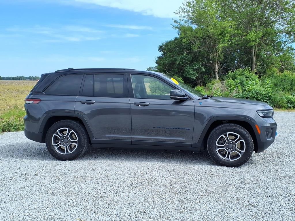 Used 2023 Jeep Grand Cherokee Trailhawk AWD/4WD image 4