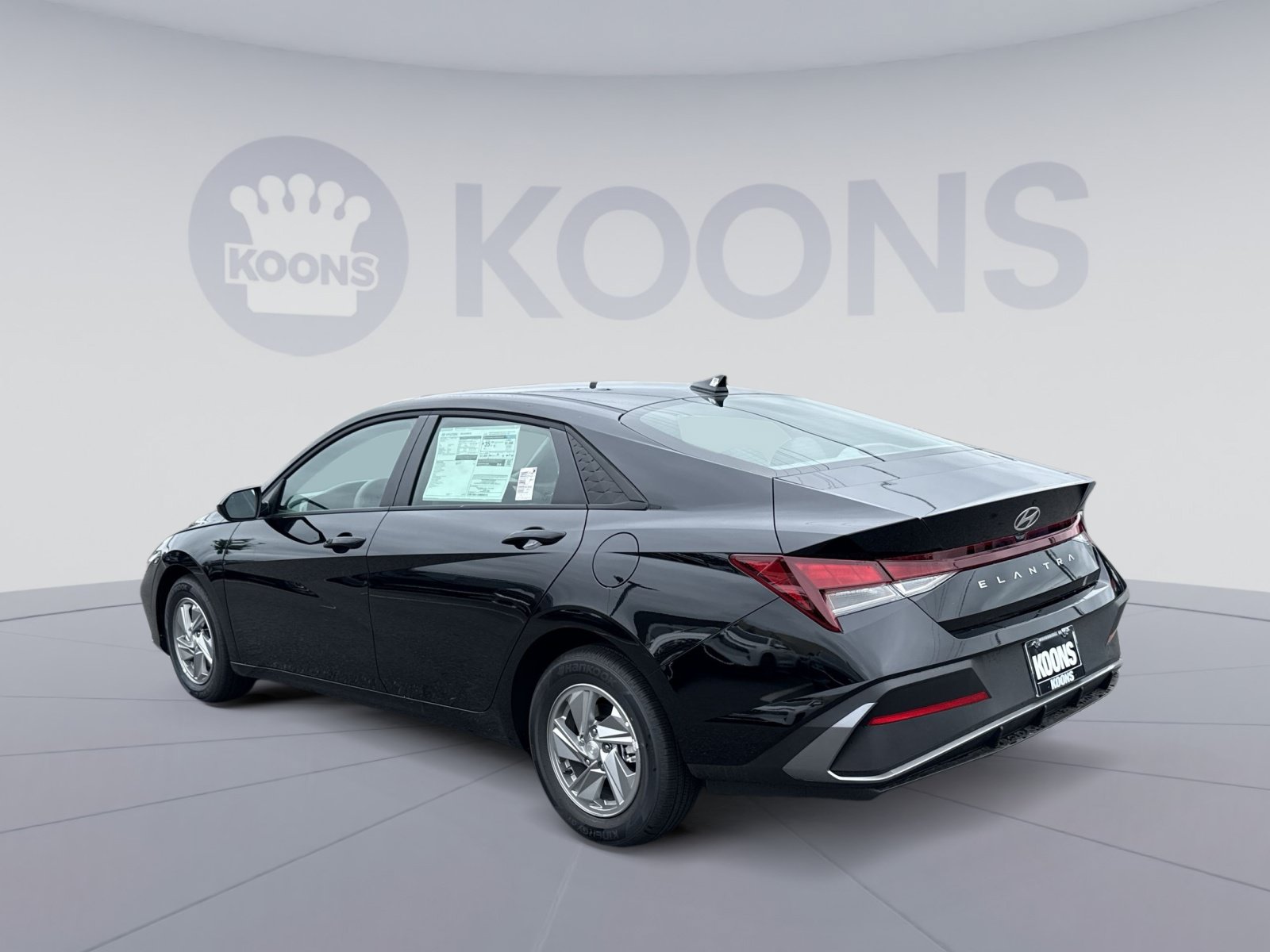 New 2026 Hyundai Elantra SE FWD image 4
