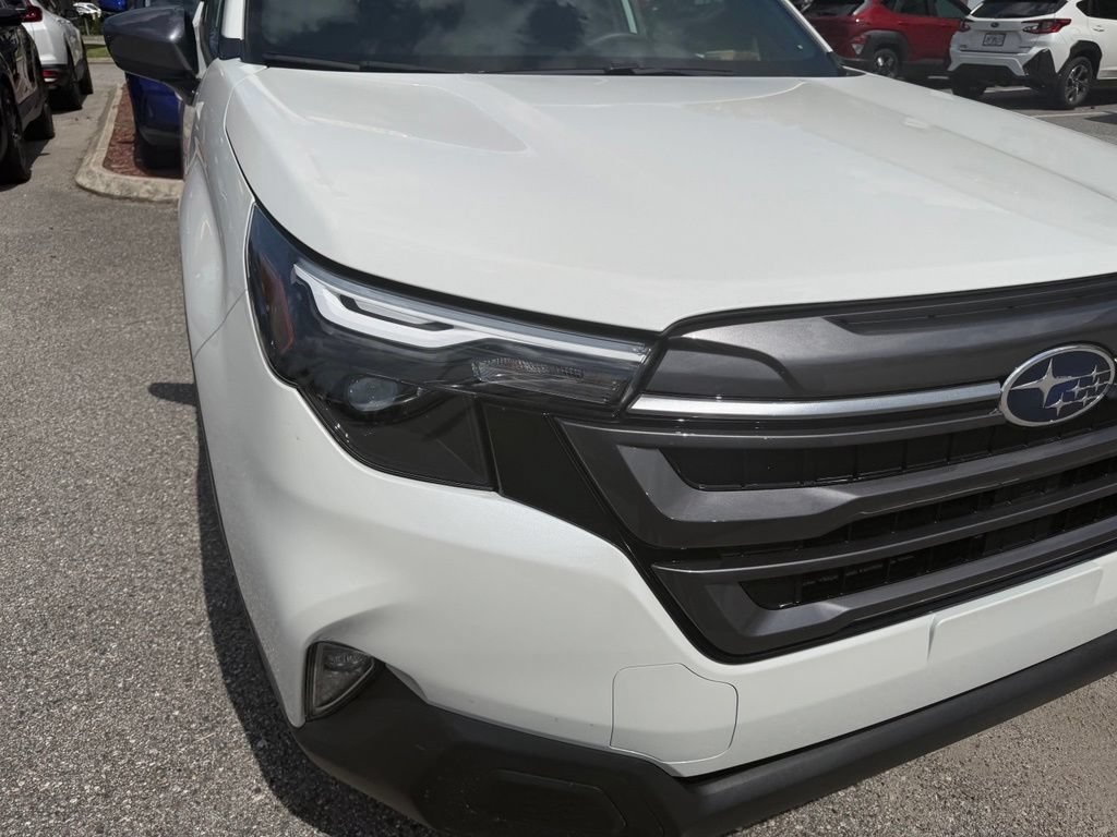 Used 2026 Subaru Forester Premium AWD/4WD image 13