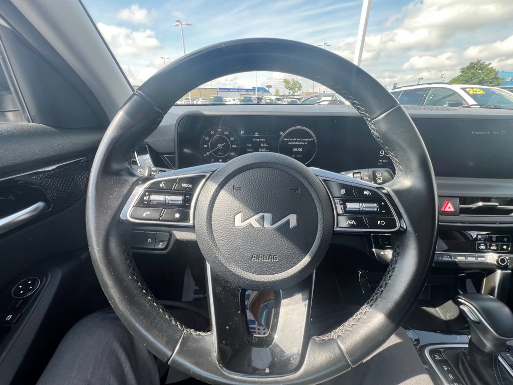 Used 2024 Kia Seltos S AWD/4WD image 18