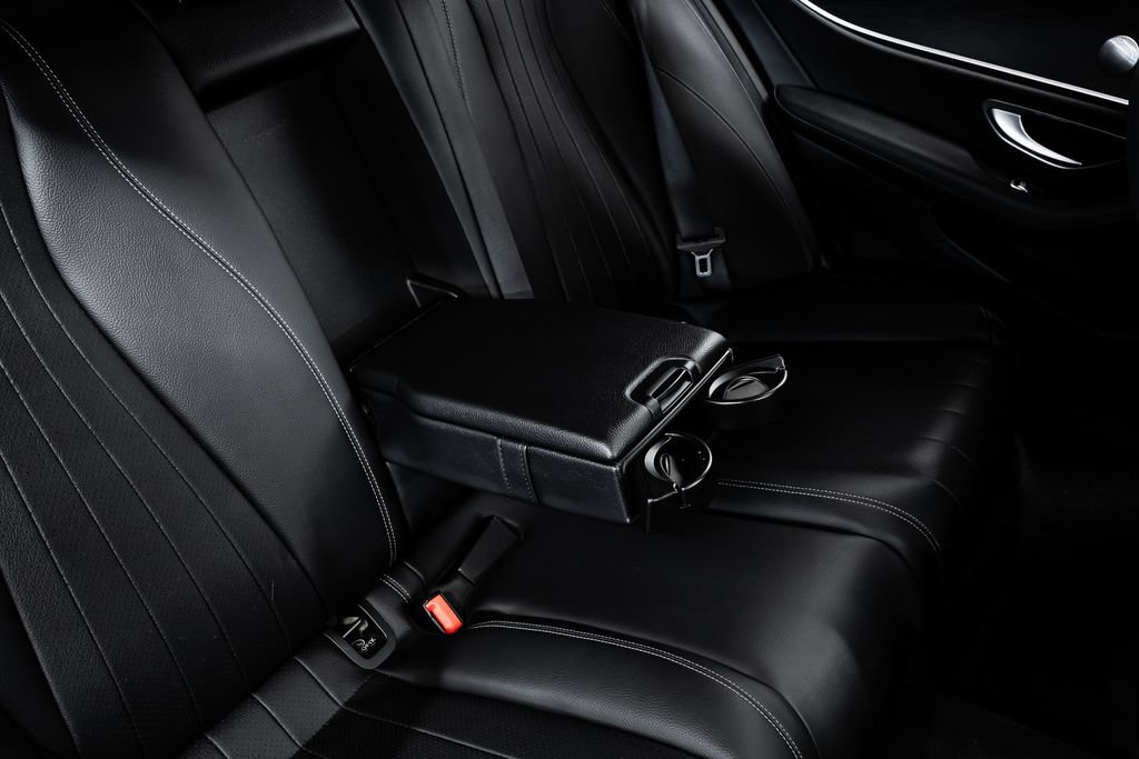 Used 2020 Mercedes-Benz E 350 Sedan image 33