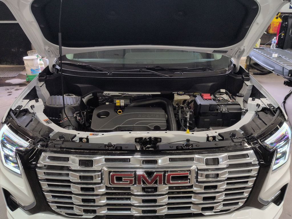 New 2026 GMC Terrain Denali w/ LPO, Floor Liner Package AWD/4WD image 17