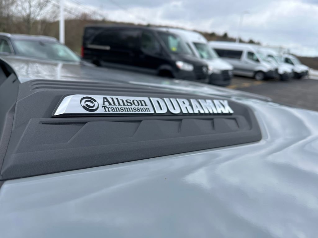 Used 2024 Chevrolet Silverado 3500 LT w/ Z71 Sport Edition AWD/4WD image 16