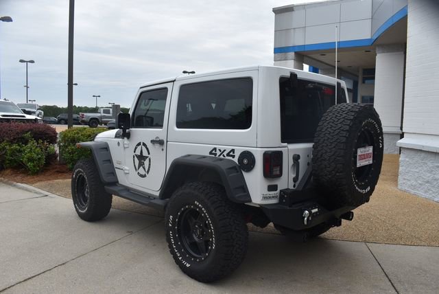 Used 2013 Jeep Wrangler Sahara AWD/4WD image 7