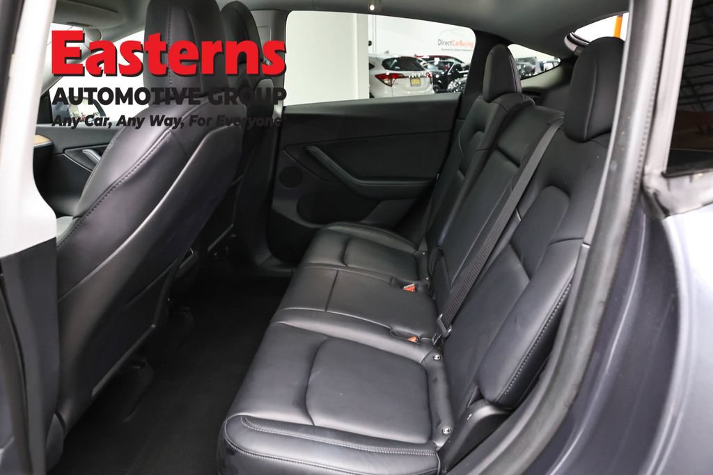 Used 2021 Tesla Model Y Long Range AWD/4WD image 16