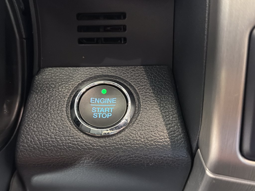 Used 2022 Ford F350 Platinum AWD/4WD image 15
