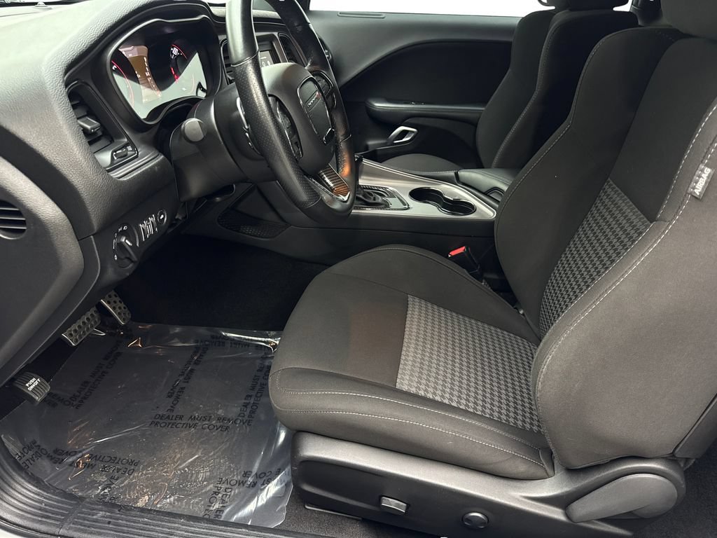 Used 2023 Dodge Challenger R/T w/ Blacktop Package RWD image 26