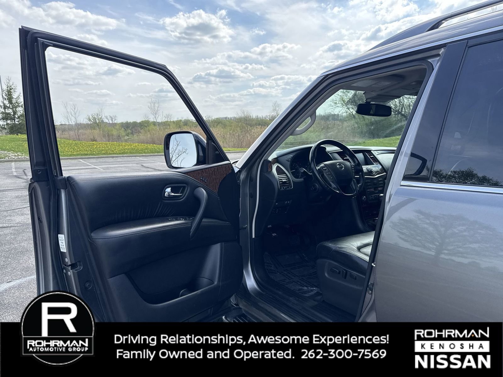 Used 2019 Nissan Armada SL w/ Premium Package AWD/4WD image 10
