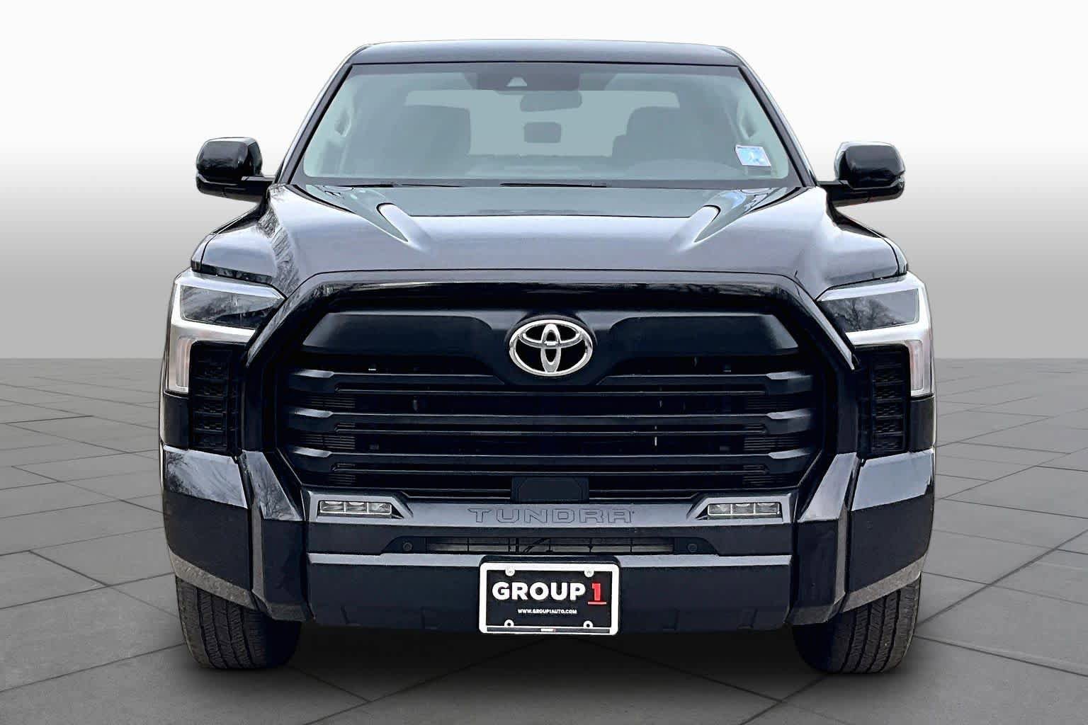Used 2024 Toyota Tundra SR5 w/ SR5 Convenience Package AWD/4WD image 4