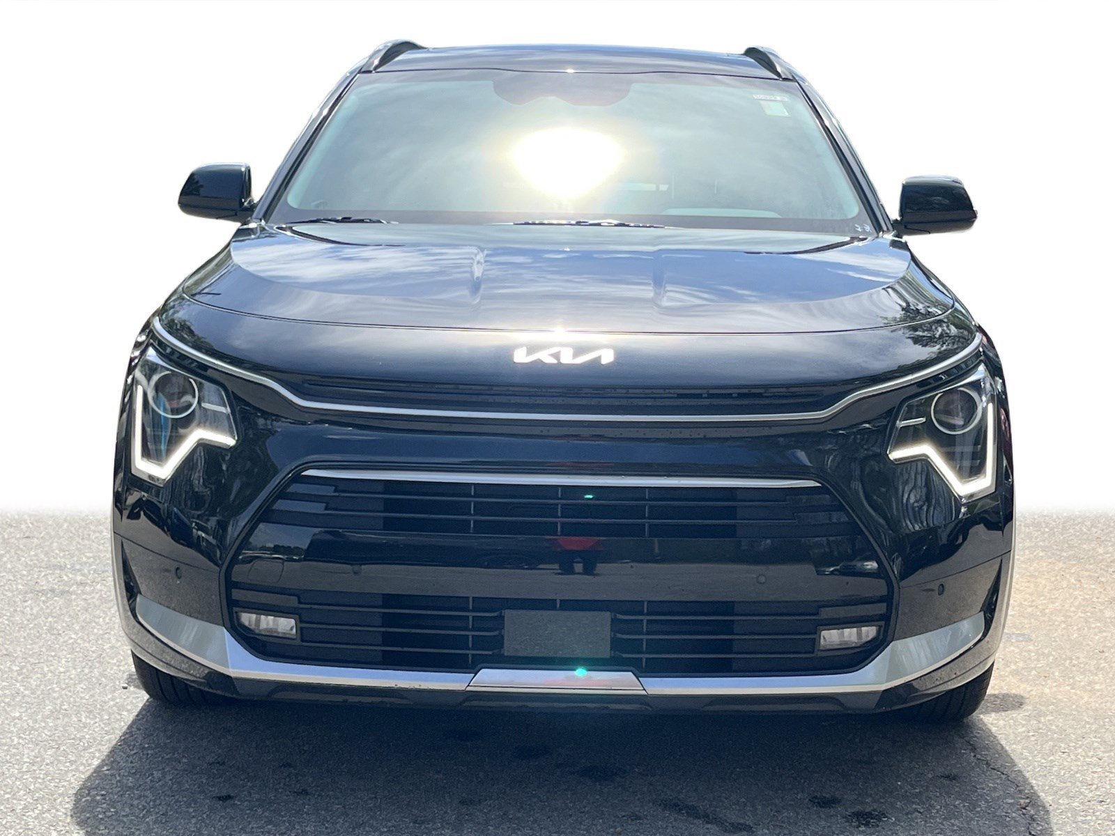 Used 2025 Kia Niro SX FWD image 30