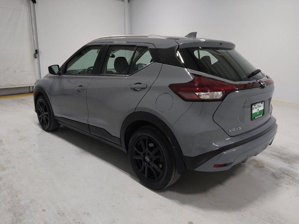 Used 2023 Nissan Kicks SV image 5