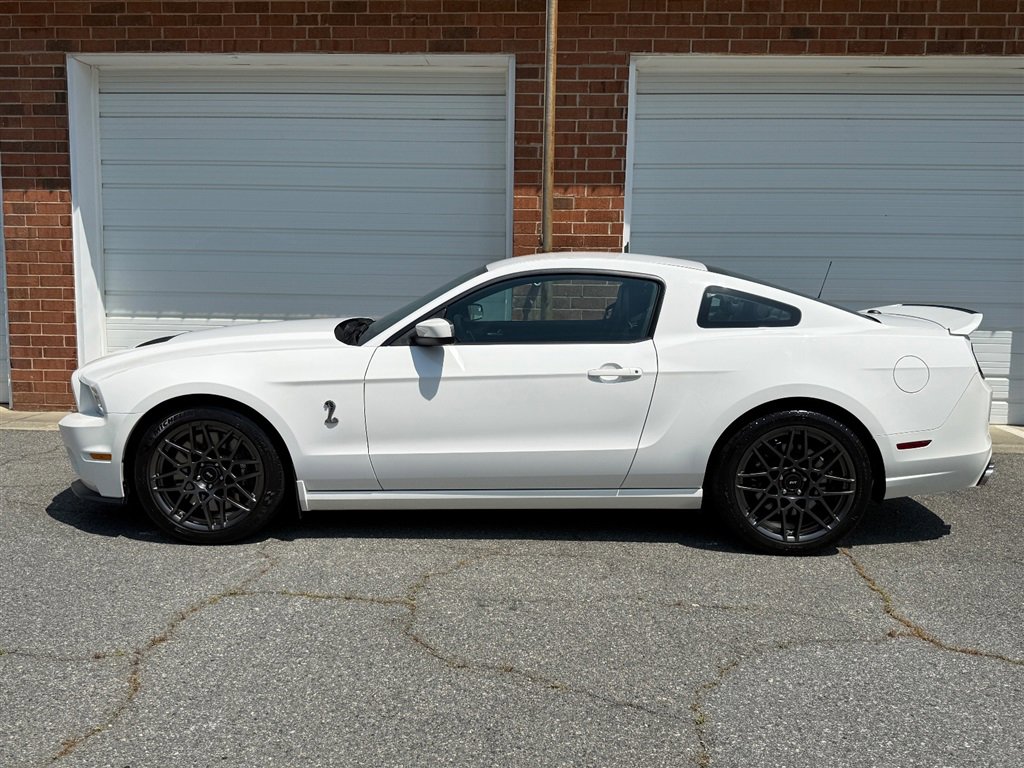 Used 2013 Ford Mustang Shelby GT500 image 18