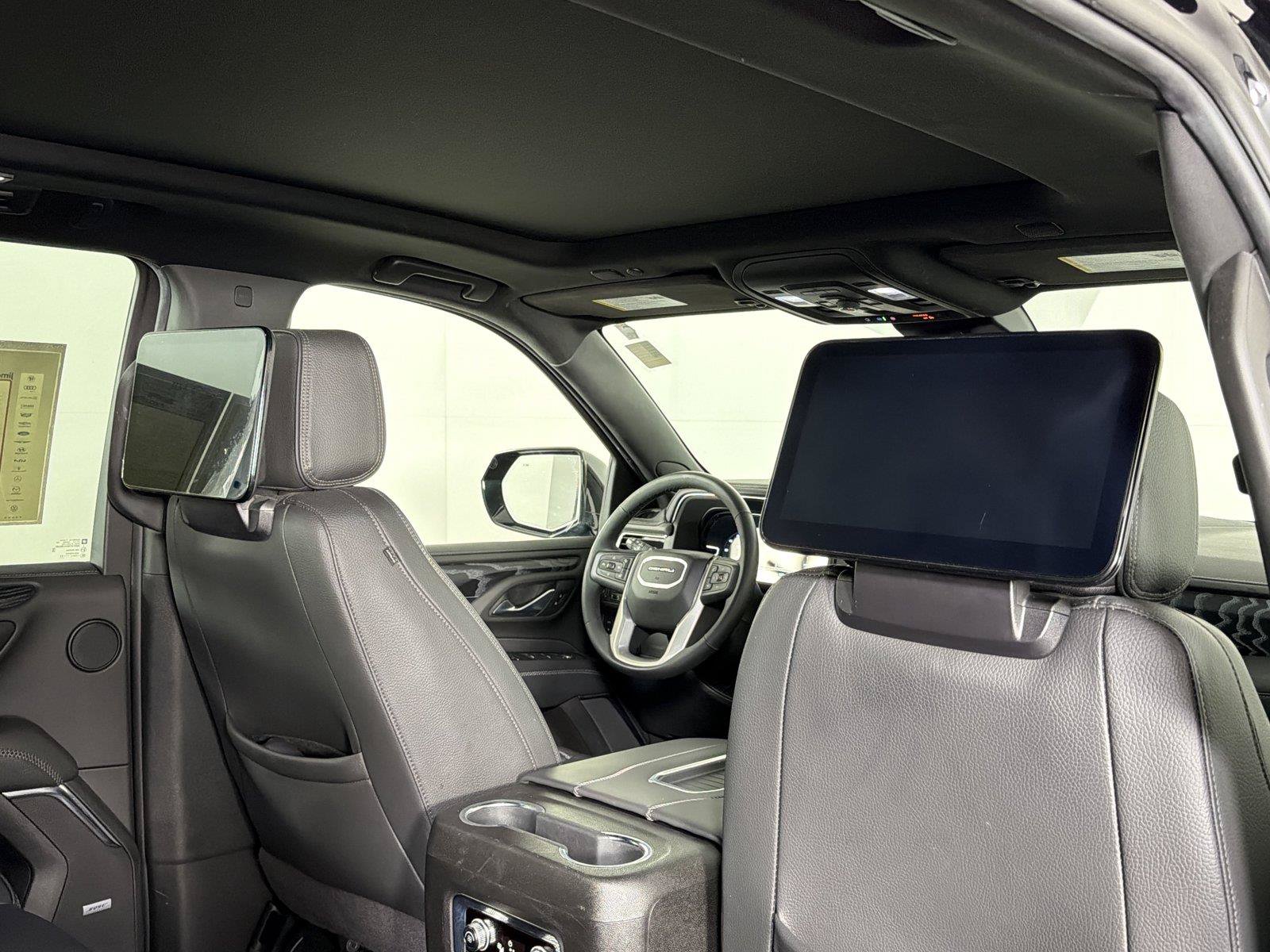 Certified 2023 GMC Yukon Denali AWD/4WD image 15