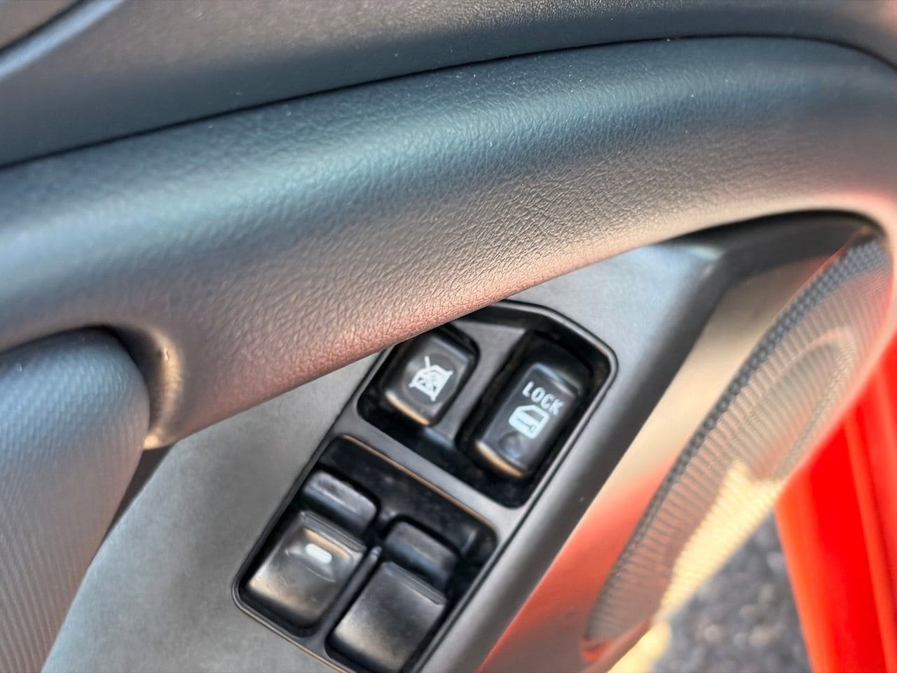 Used 2010 Mitsubishi Eclipse GT FWD image 19