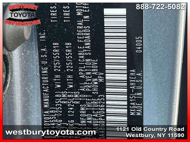 Used 2023 Toyota Corolla Cross XLE w/ Convenience Package image 24