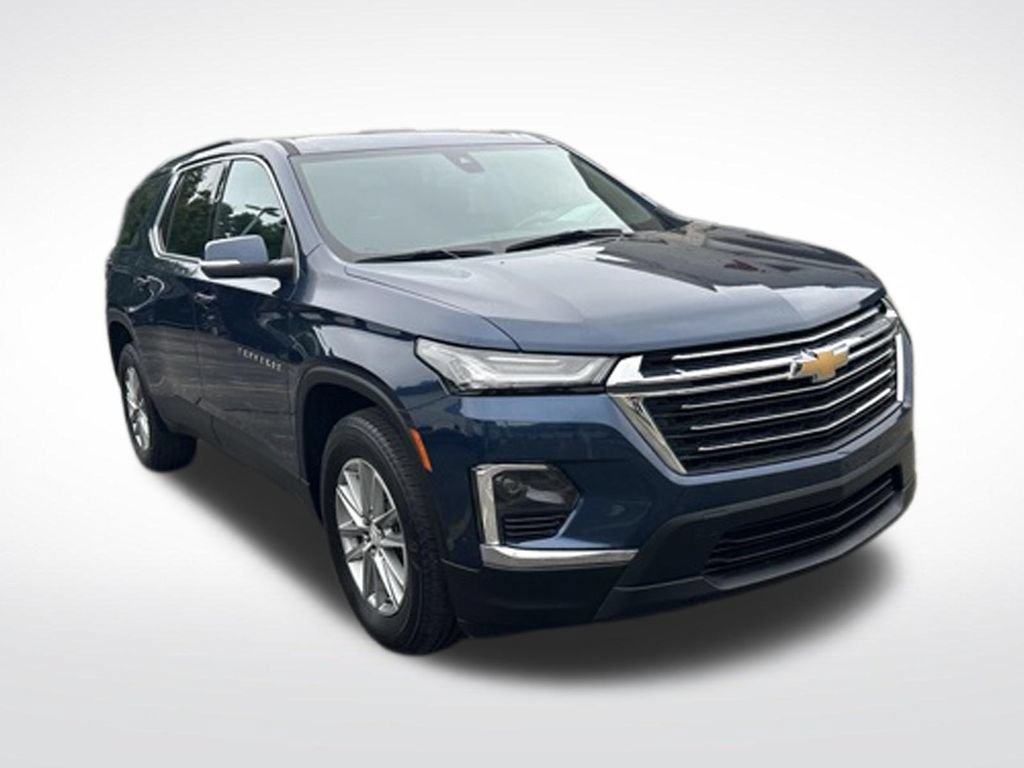 Used 2023 Chevrolet Traverse LT FWD image 8