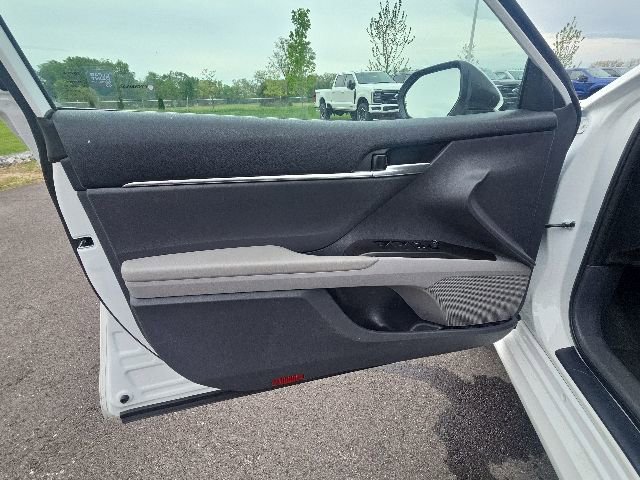 Used 2024 Toyota Camry LE FWD image 20