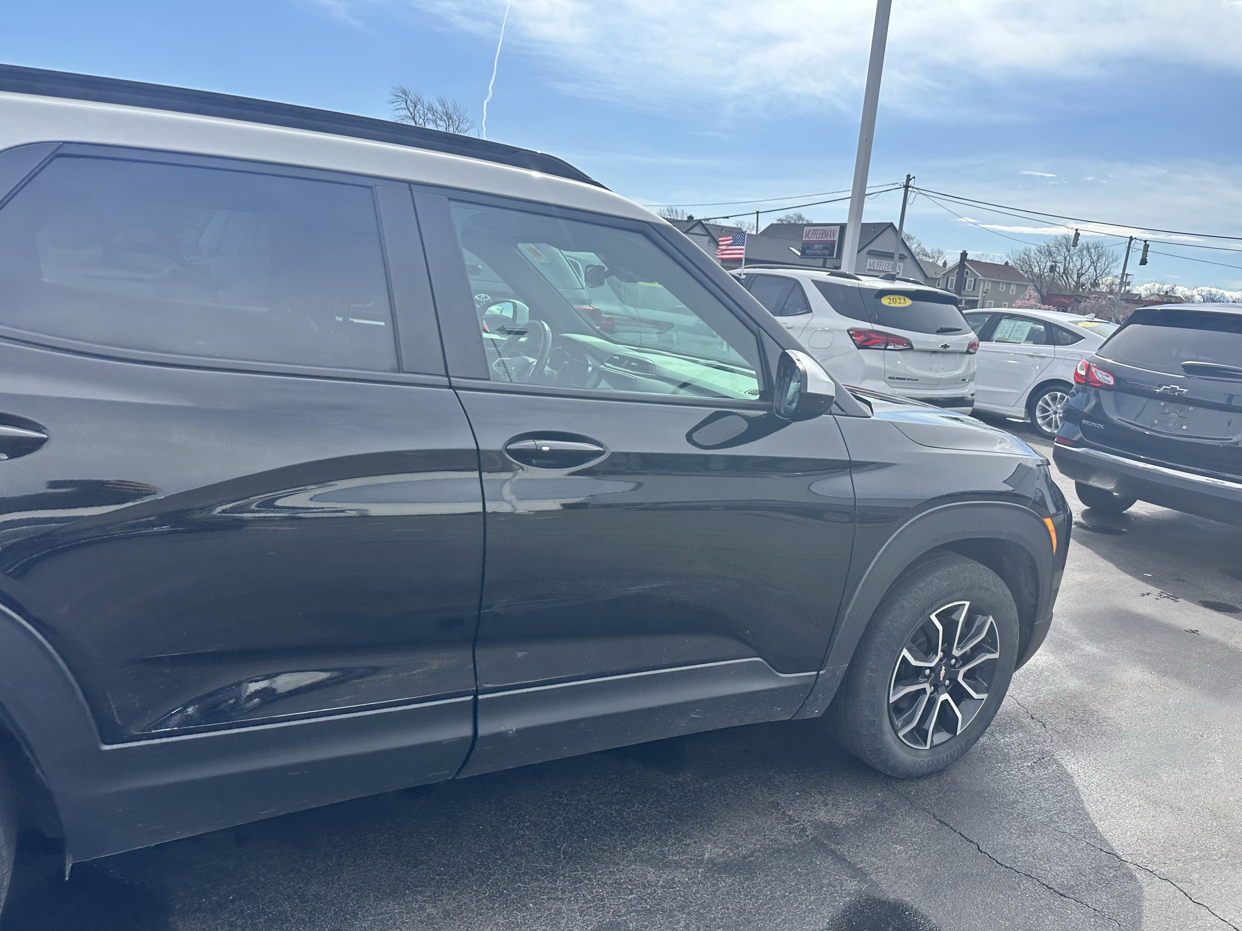 Used 2023 Chevrolet TrailBlazer ACTIV w/ Convenience Package image 9