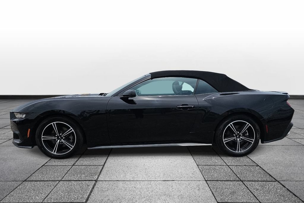 Used 2024 Ford Mustang Premium RWD image 8