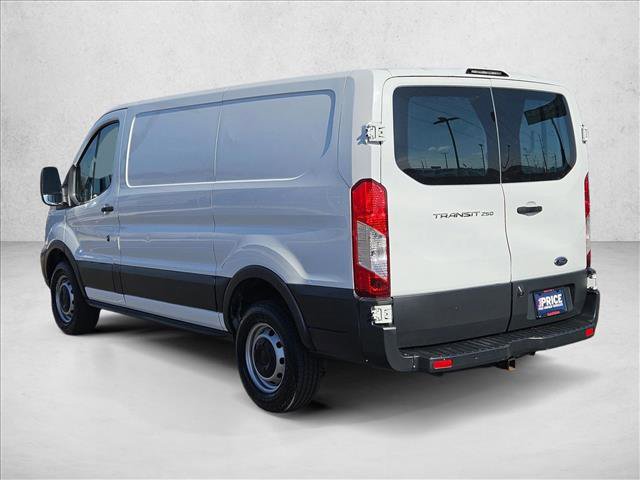 Used 2016 Ford Transit 250 image 7