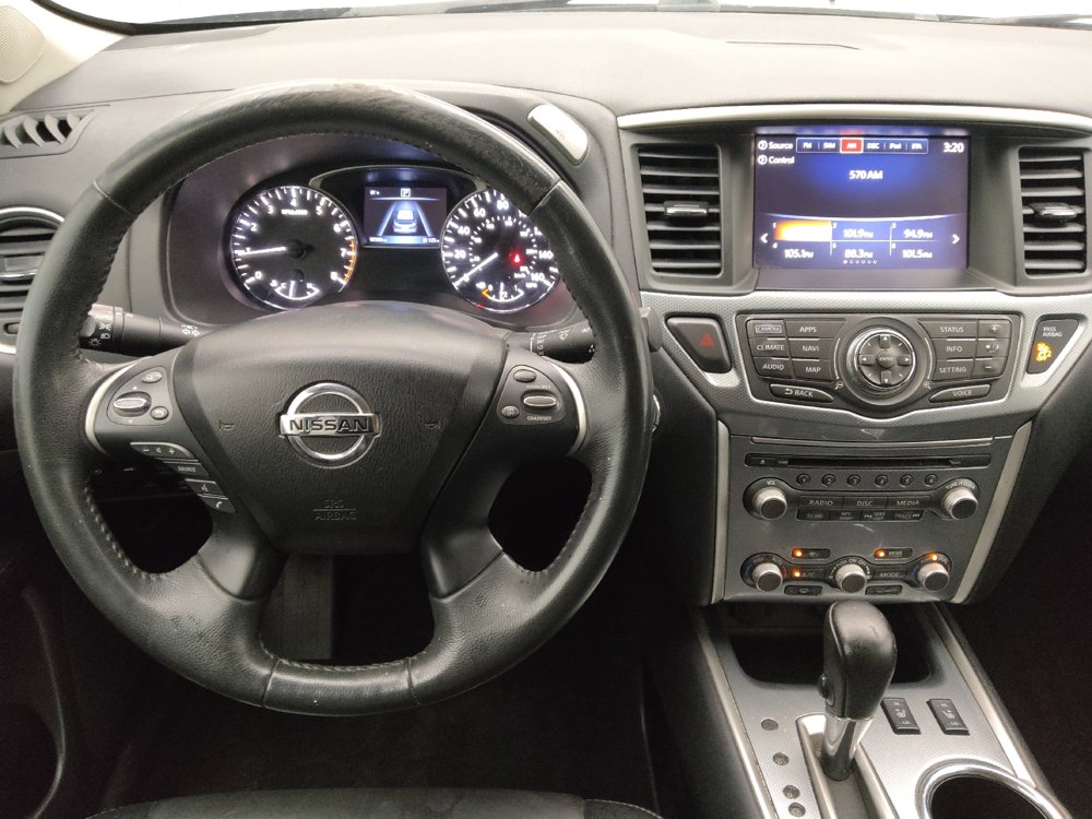 Used 2017 Nissan Pathfinder SL w/ SL Premium Package FWD image 22