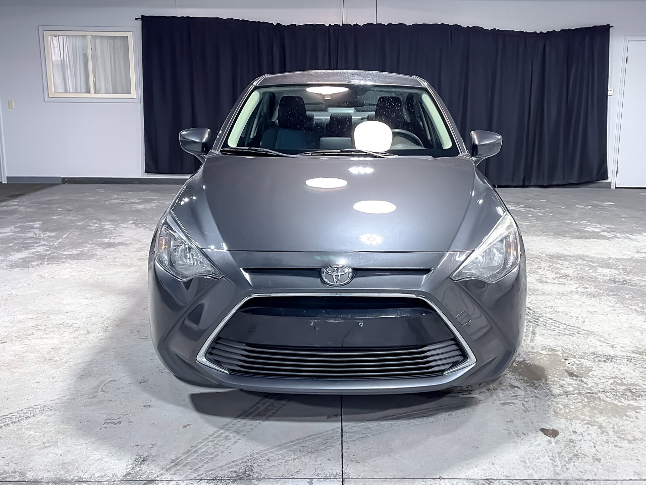 Used 2018 Toyota Yaris iA image 3