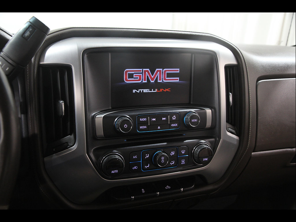 Used 2018 GMC Sierra 1500 SLE w/ SLE Value Package AWD/4WD image 10
