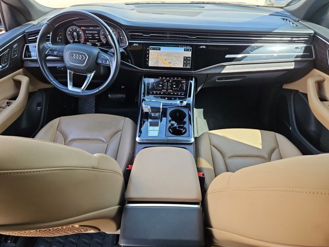 Used 2020 Audi Q8 Prestige w/ Prestige Package image 18