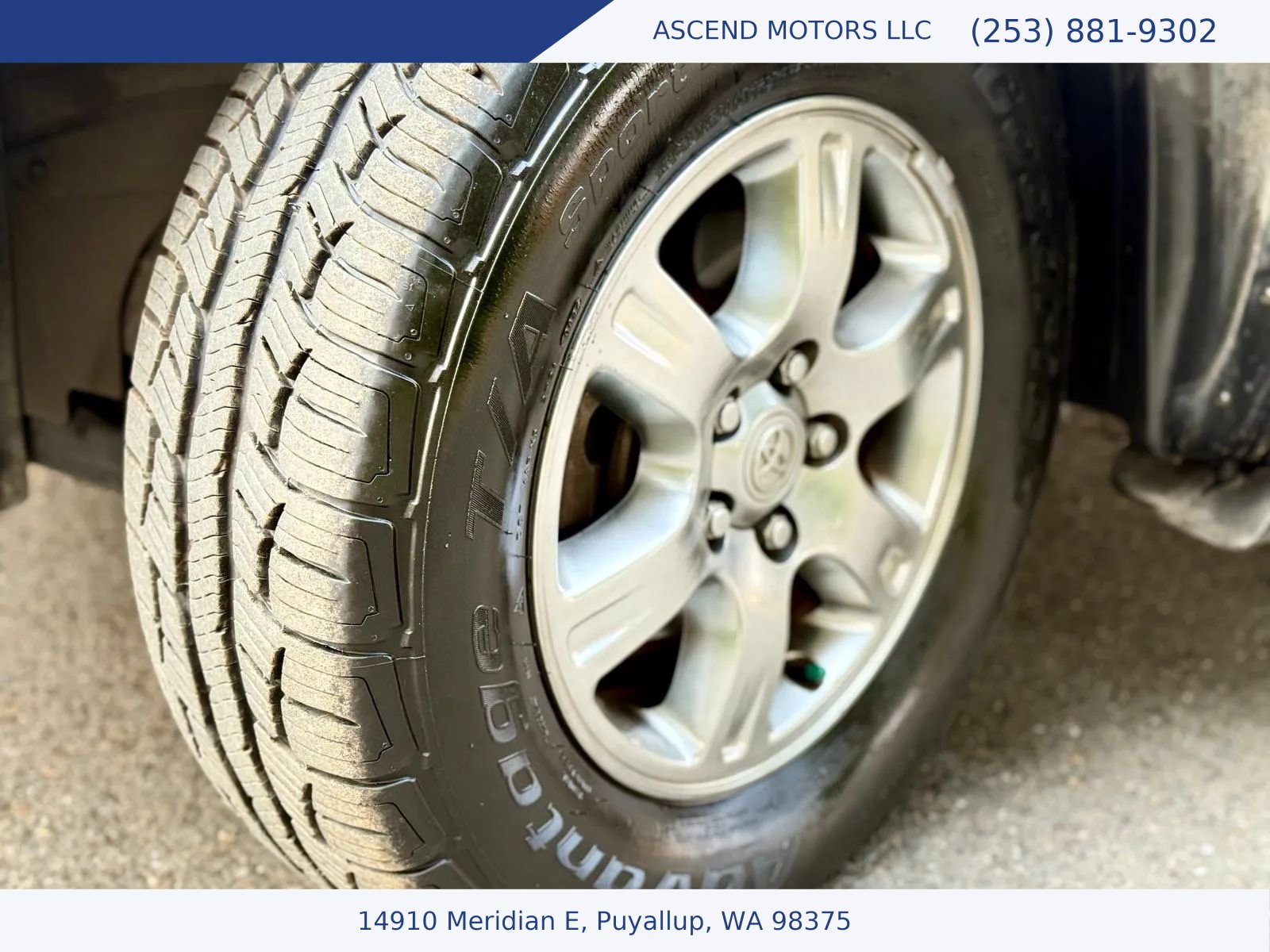 Used 2004 Toyota Highlander 4WD V6 w/ Appearance Pkg image 14