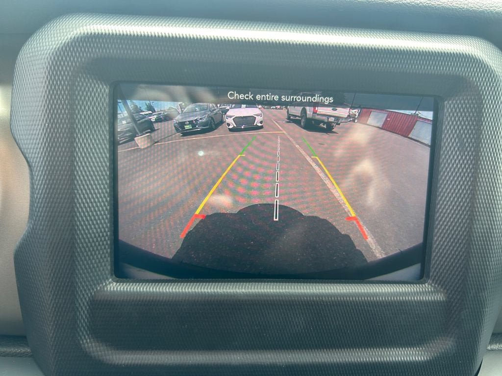 Used 2018 Jeep Wrangler Sport AWD/4WD image 17