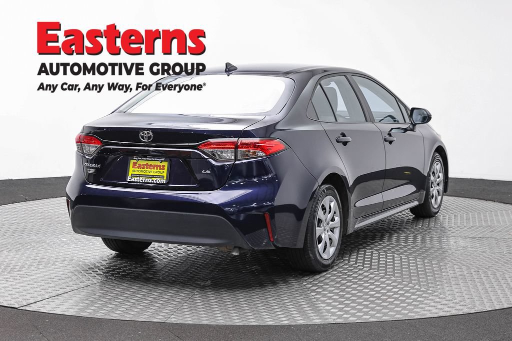 Used 2024 Toyota Corolla LE FWD image 5